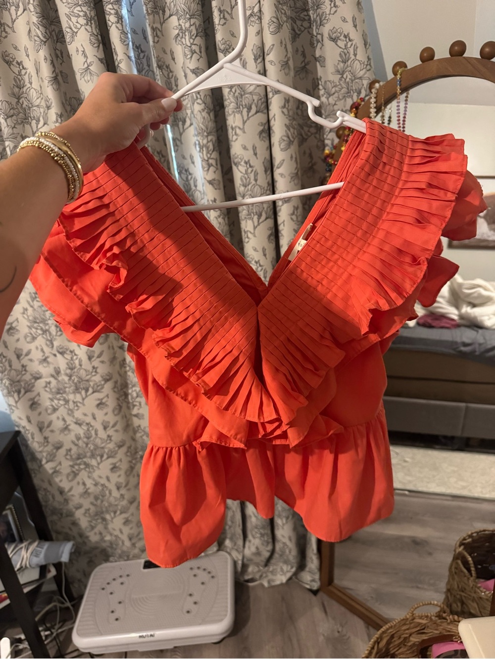 entro Coral Ruffle V-Neck Peplum Top